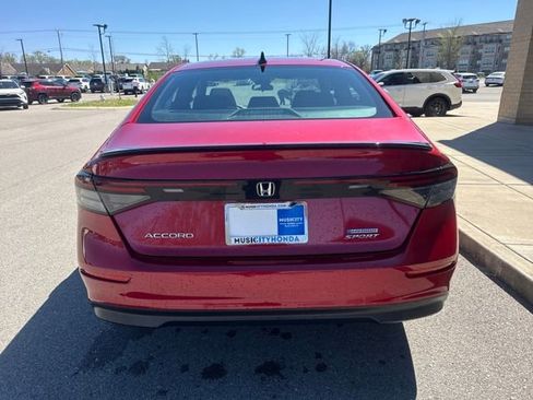 Used 2024 Honda Accord Sport image 3