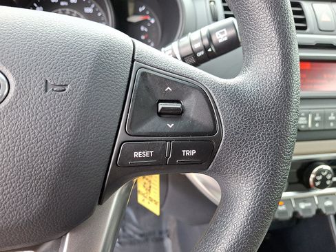 Used 2015 Kia Rio LX FWD image 20