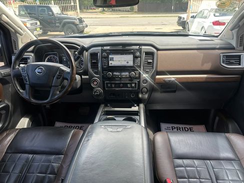 Used 2017 Nissan Titan Platinum Reserve AWD/4WD image 5