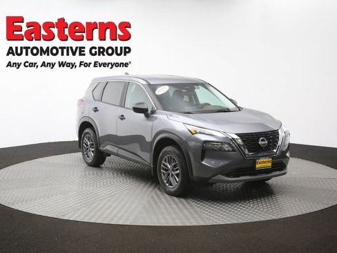Used 2023 Nissan Rogue S AWD/4WD image 50