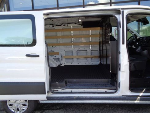 Used 2025 Ford Transit 250 Low Roof w/ Exterior Upgrade Package RWD image 8
