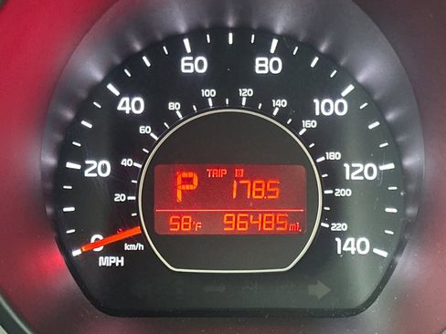 Used 2015 Kia Soul + image 24