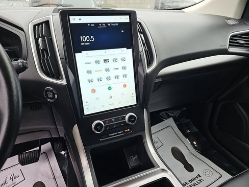 Used 2024 Ford Edge SEL image 20