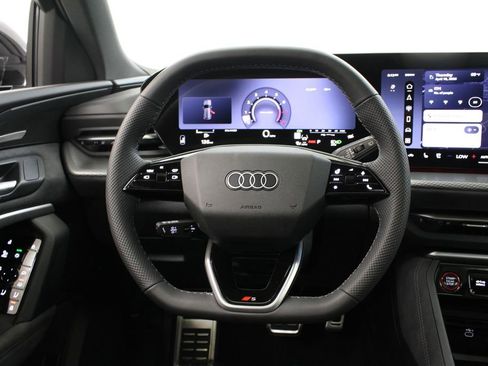 New 2026 Audi SQ5 Premium Plus image 23