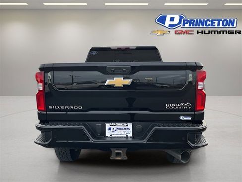 Used 2023 Chevrolet Silverado 3500 High Country w/ Z71 Off-Road Package image 6