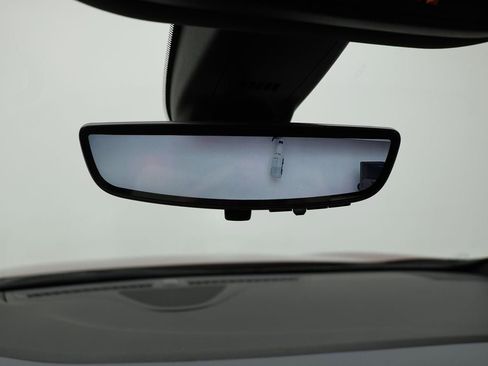 Used 2024 Buick Enclave Premium image 30