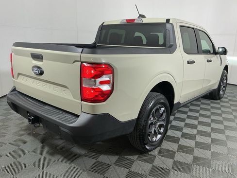 Used 2025 Ford Maverick XLT w/ Equipment Group 302A image 5