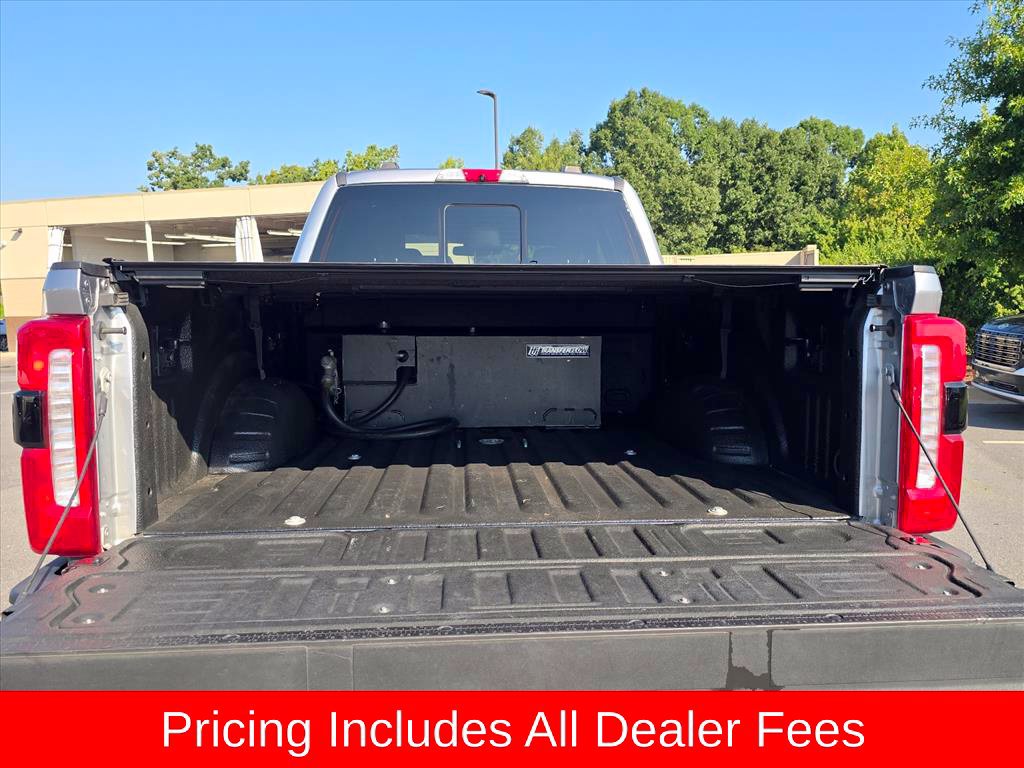 Used 2024 Ford F350 Lariat w/ FX4 Off-Road Package AWD/4WD image 15