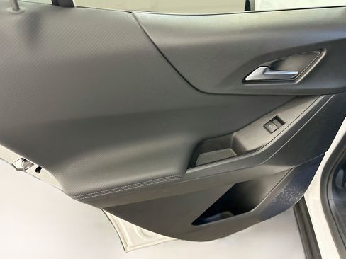Used 2025 Chevrolet Equinox LT AWD/4WD image 27