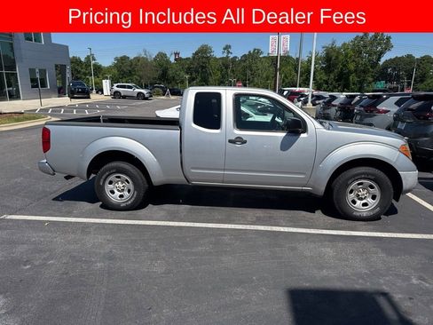Used 2006 Nissan Frontier XE w/ (G01) XE Preferred Pkg RWD image 2