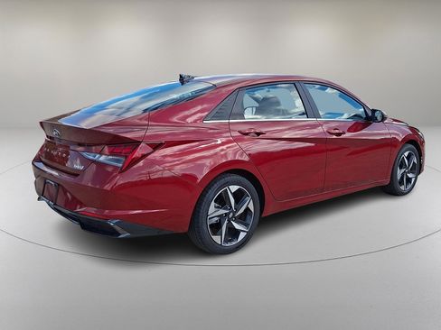 Certified 2023 Hyundai Elantra Limited image 11
