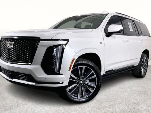 Used 2025 Cadillac Escalade Sport w/ Touring Package image 15