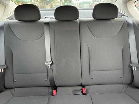 Used 2026 Kia K4 FWD image 32