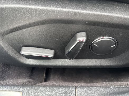 Used 2019 Ford Fusion Titanium image 20