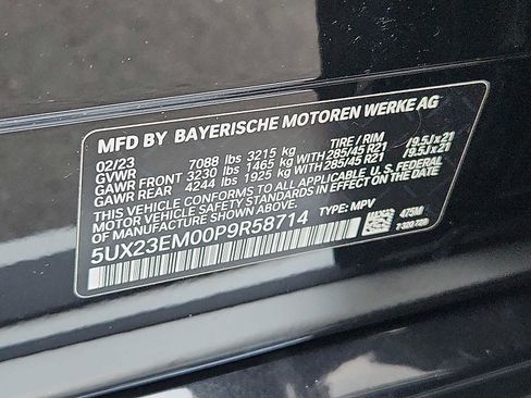 Certified 2023 BMW X7 xDrive40i w/ Executive Package image 26