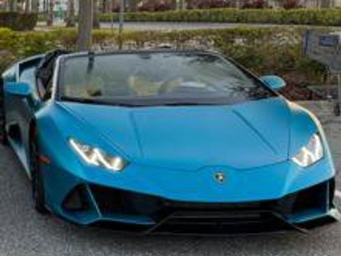 Used 2022 Lamborghini Huracan EVO AWD/4WD image 4