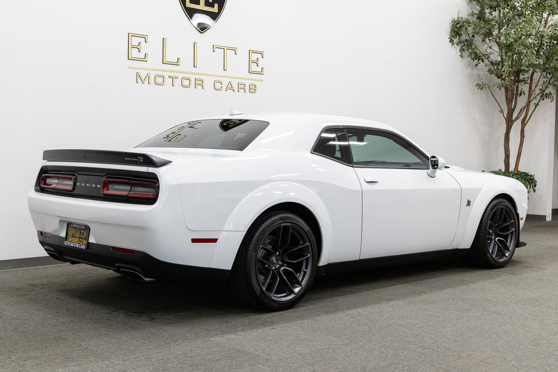 Used 2020 Dodge Challenger R/T Scat Pack RWD image 11