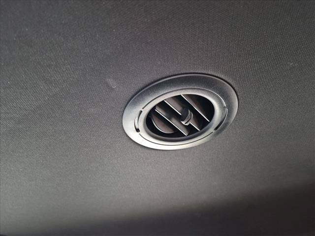 Used 2023 Dodge Durango SXT RWD image 25