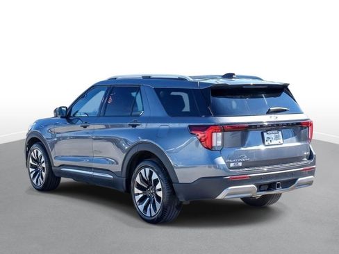 Certified 2025 Ford Explorer Platinum w/ LUX Leather Package AWD/4WD image 6