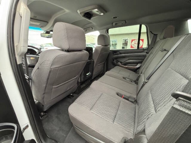 Used 2020 Chevrolet Tahoe LS w/ Max Trailering Package AWD/4WD image 16