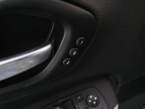 Used 2022 Jeep Cherokee Limited AWD/4WD image 19