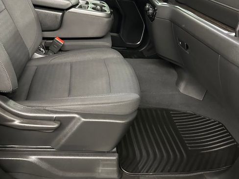 Used 2023 Chevrolet Silverado 1500 LT image 41