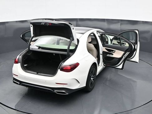Used 2025 Mercedes-Benz E 450 4MATIC Sedan image 55
