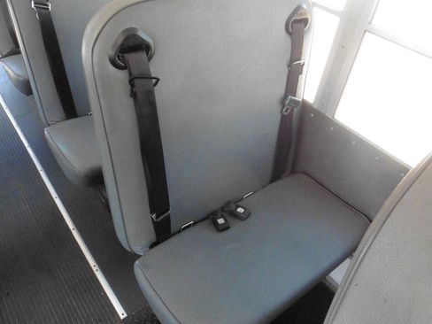 Used 2008 Chevrolet Express 3500 w/ School Bus Package RWD image 7