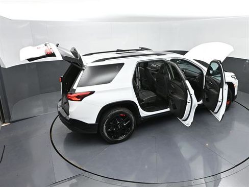 Used 2023 Chevrolet Traverse Premier w/ Redline Edition image 51