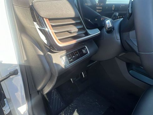 New 2026 Buick Envision Sport Touring image 10