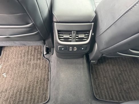 Used 2024 Subaru Outback Limited image 27