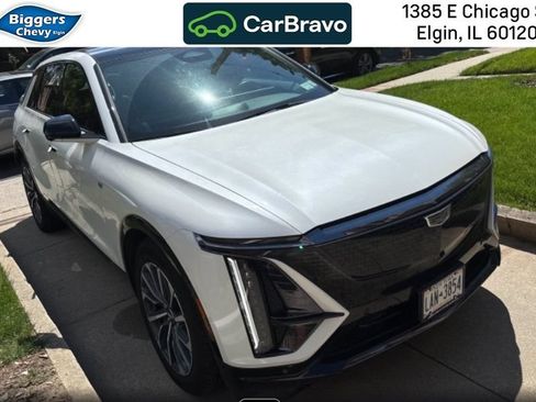 Used 2024 Cadillac Lyriq Sport AWD/4WD image 4