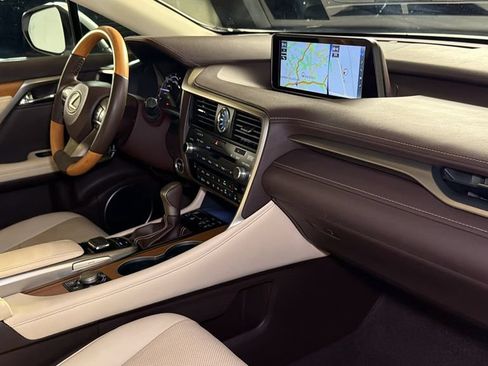 Used 2019 Lexus RX 450h AWD image 10