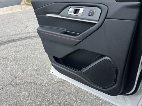 New 2026 Ford Explorer ST-Line w/ ST-Line Street Pack RWD image 13