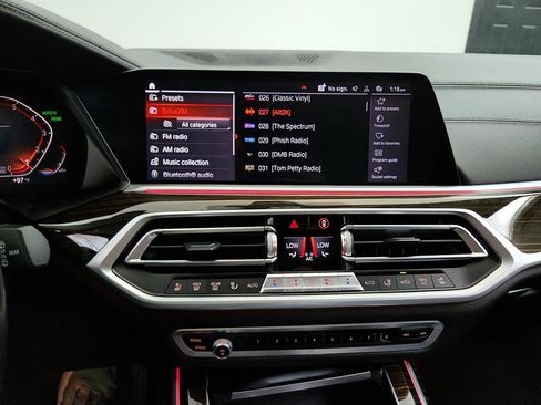 Used 2019 BMW X7 xDrive40i w/ Premium Package AWD/4WD image 20