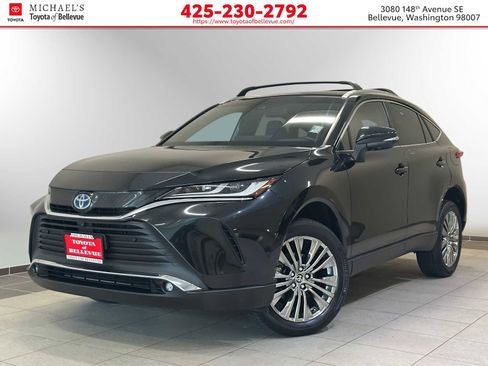 Used 2024 Toyota Venza Limited image 1