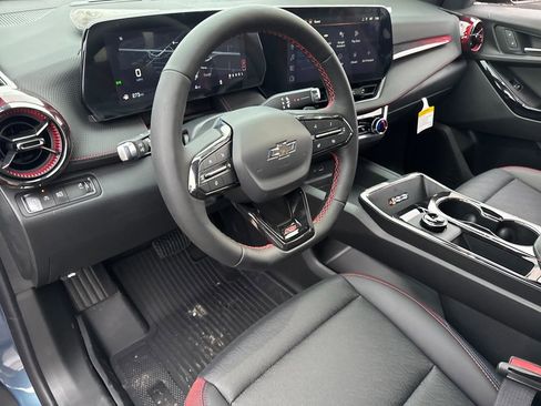 New 2026 Chevrolet Equinox RS w/ LPO, Floor Liner Package image 15