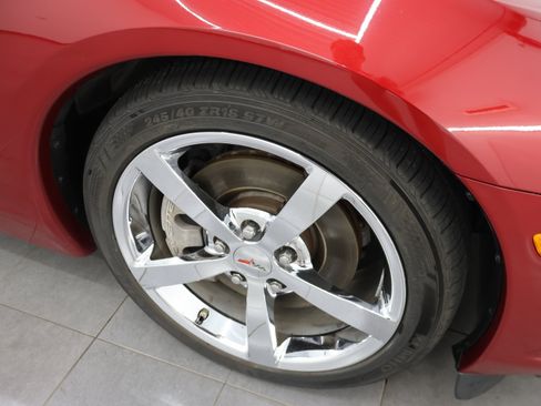 Used 2009 Chevrolet Corvette Coupe w/ Preferred Equipment Group RWD image 3
