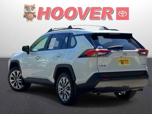 Used 2025 Toyota RAV4 Limited FWD image 5