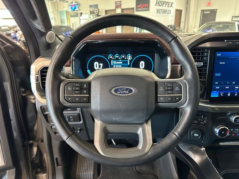 Used 2022 Ford F150 Lariat w/ Equipment Group 502A High image 18