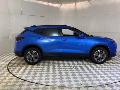 Used 2024 Chevrolet Blazer LT w/ Convenience Package image 9