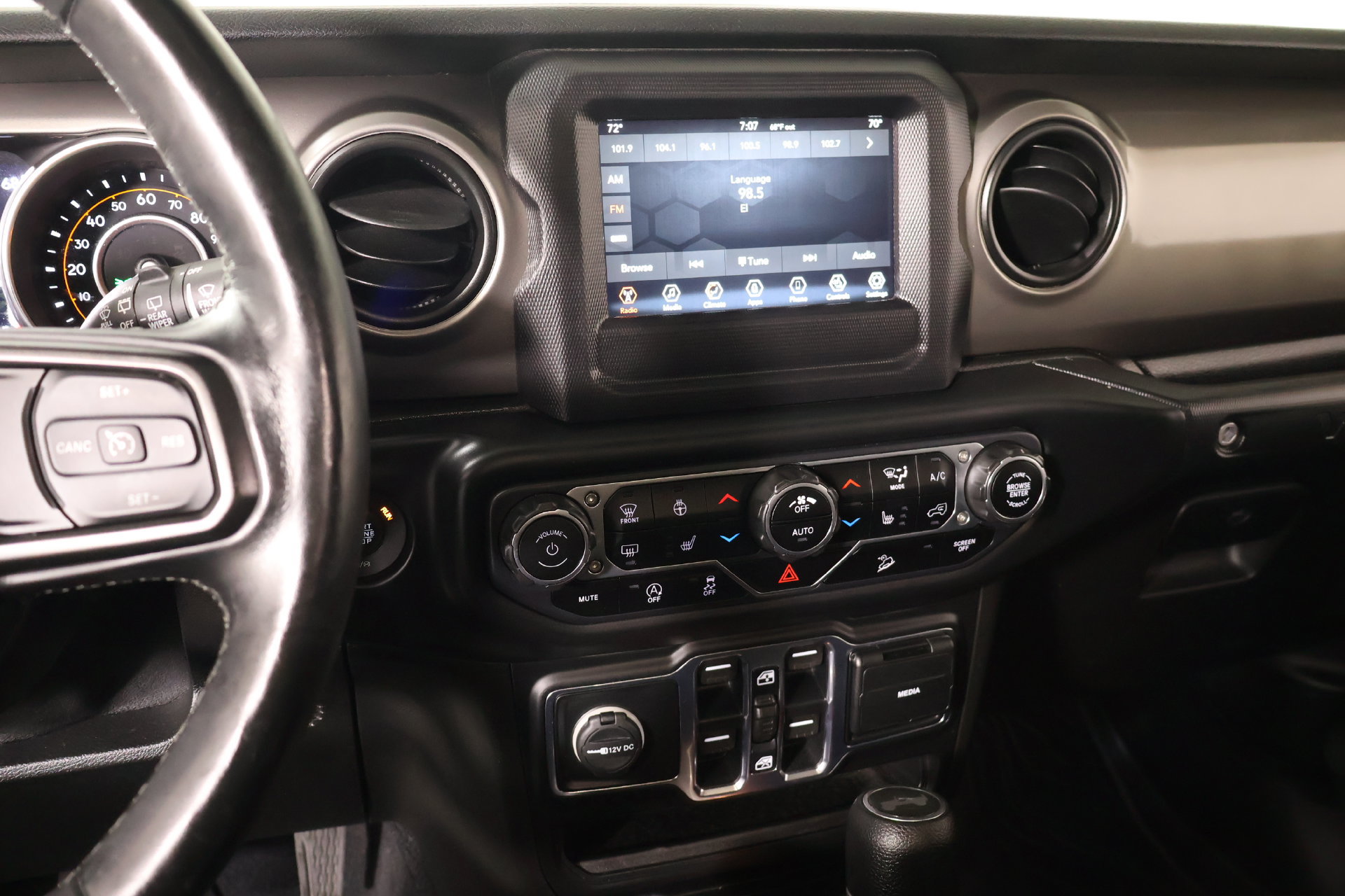Used 2020 Jeep Wrangler Unlimited Sport AWD/4WD image 5