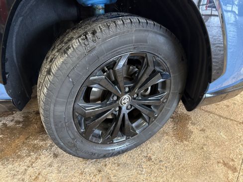 Used 2022 Toyota RAV4 XSE image 10