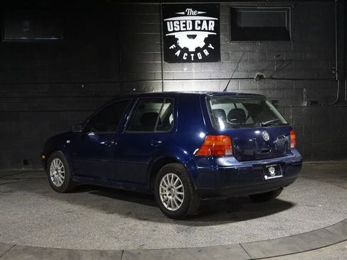 Used 2004 Volkswagen Golf GLS FWD image 3
