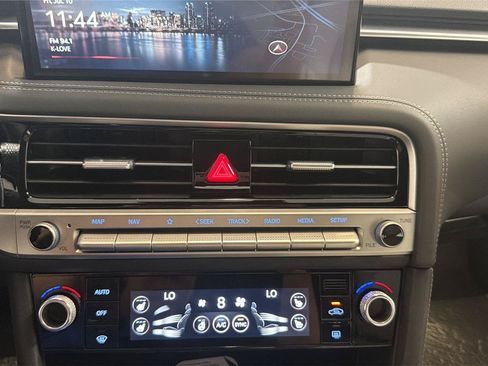 New 2026 Genesis G70 3.3T Sport Prestige AWD/4WD image 18