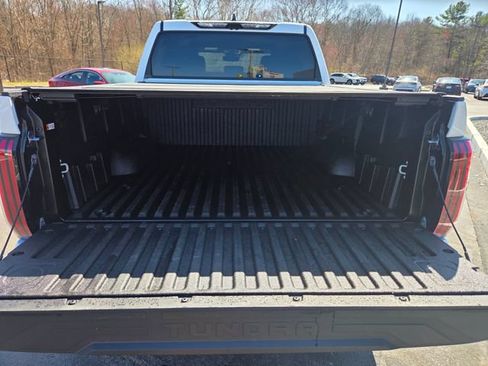 Used 2026 Toyota Tundra Limited AWD/4WD image 24