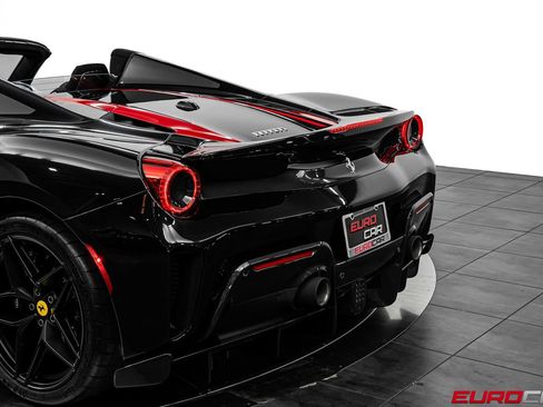 Used 2020 Ferrari 488 Pista Spider RWD image 26