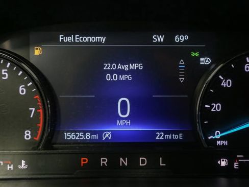 Used 2023 Ford Explorer XLT w/ Equipment Group 202A AWD/4WD image 33