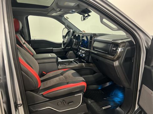 Used 2024 Ford F250 Lariat w/ Lariat Ultimate Package image 36