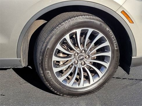 Certified 2023 Lincoln Aviator AWD w/ Premium Package image 10